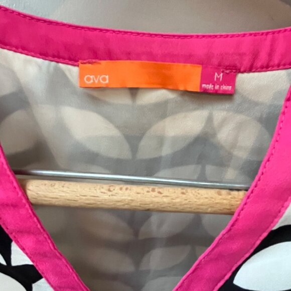 Ava‎ Black, White, & Pink Graphic Print Shift Dress- Size M - Picture 2 of 4